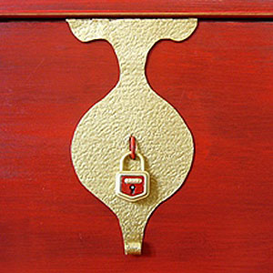 Trunk Coffee Table - Red Oriental